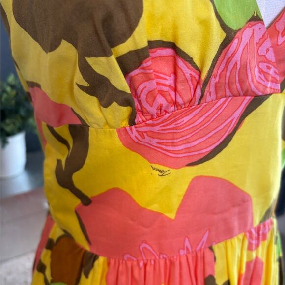 Trina Turk Floral Yellow Coral Pink Halter Fit Flare 1960's Mini Dress Size 4 - Picture 3 of 4